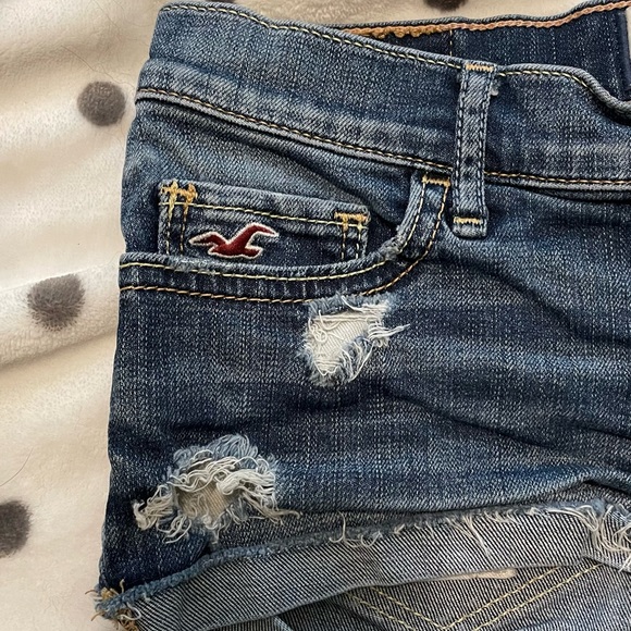 Hollister Short shorts - Picture 1 of 3